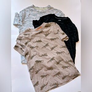 Boys size XL 14-16 LOT of Old Navy shirts three tshirts animal print 14 16 tees